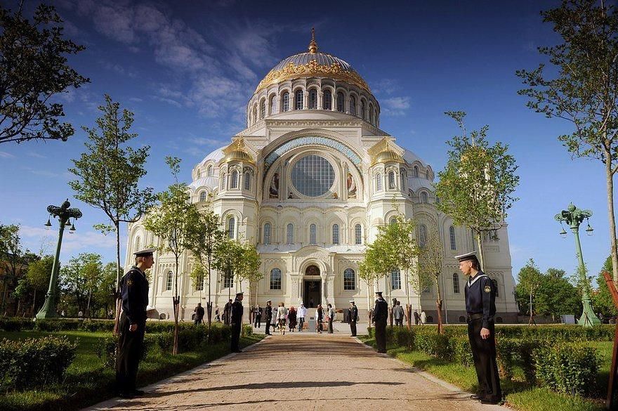 КРОНШТАДТ, морской щит России