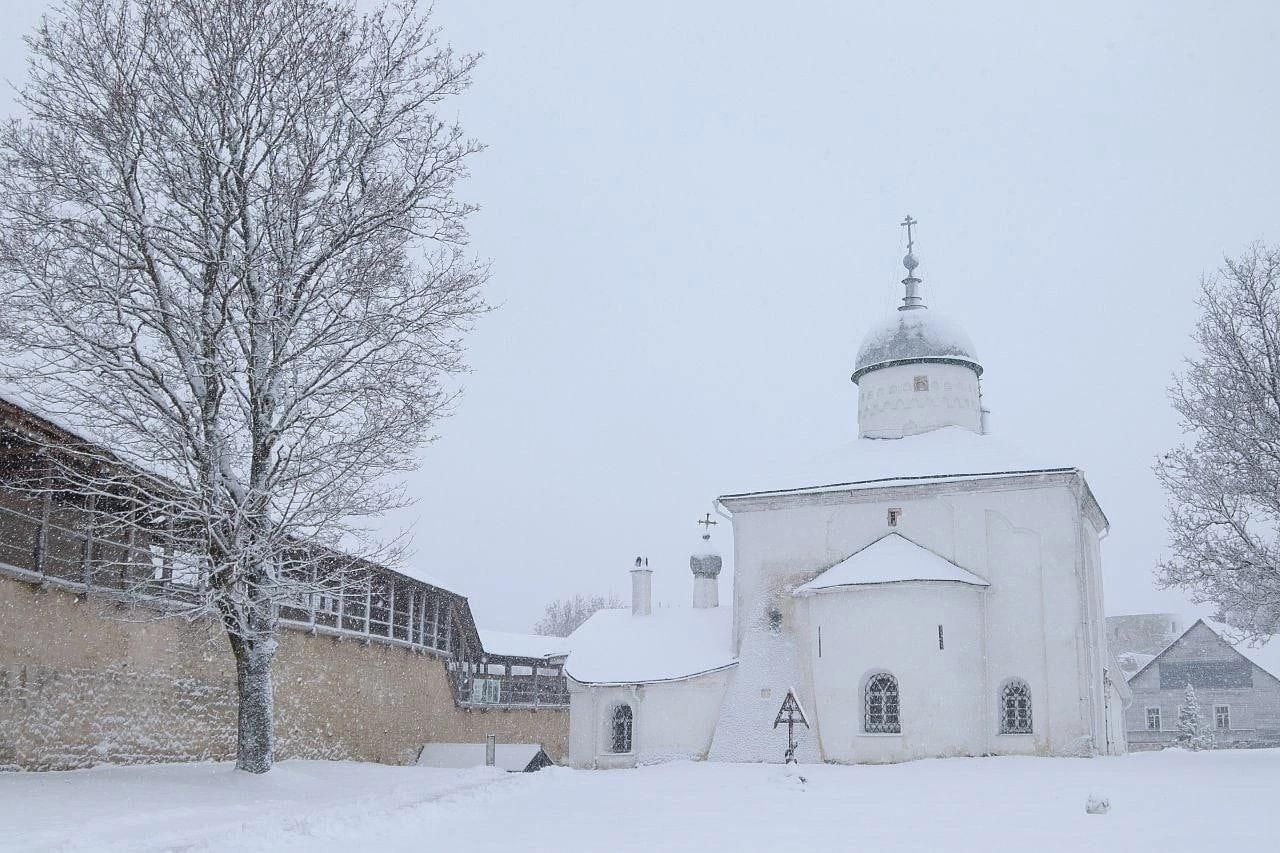 СТАРЫЙ ИЗБОРСК & ПЕЧОРЫ