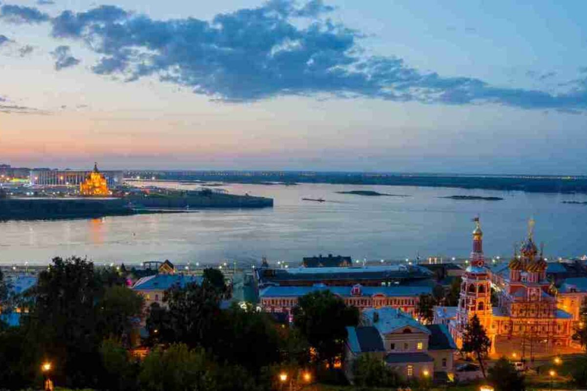 Между Волгой и Окой