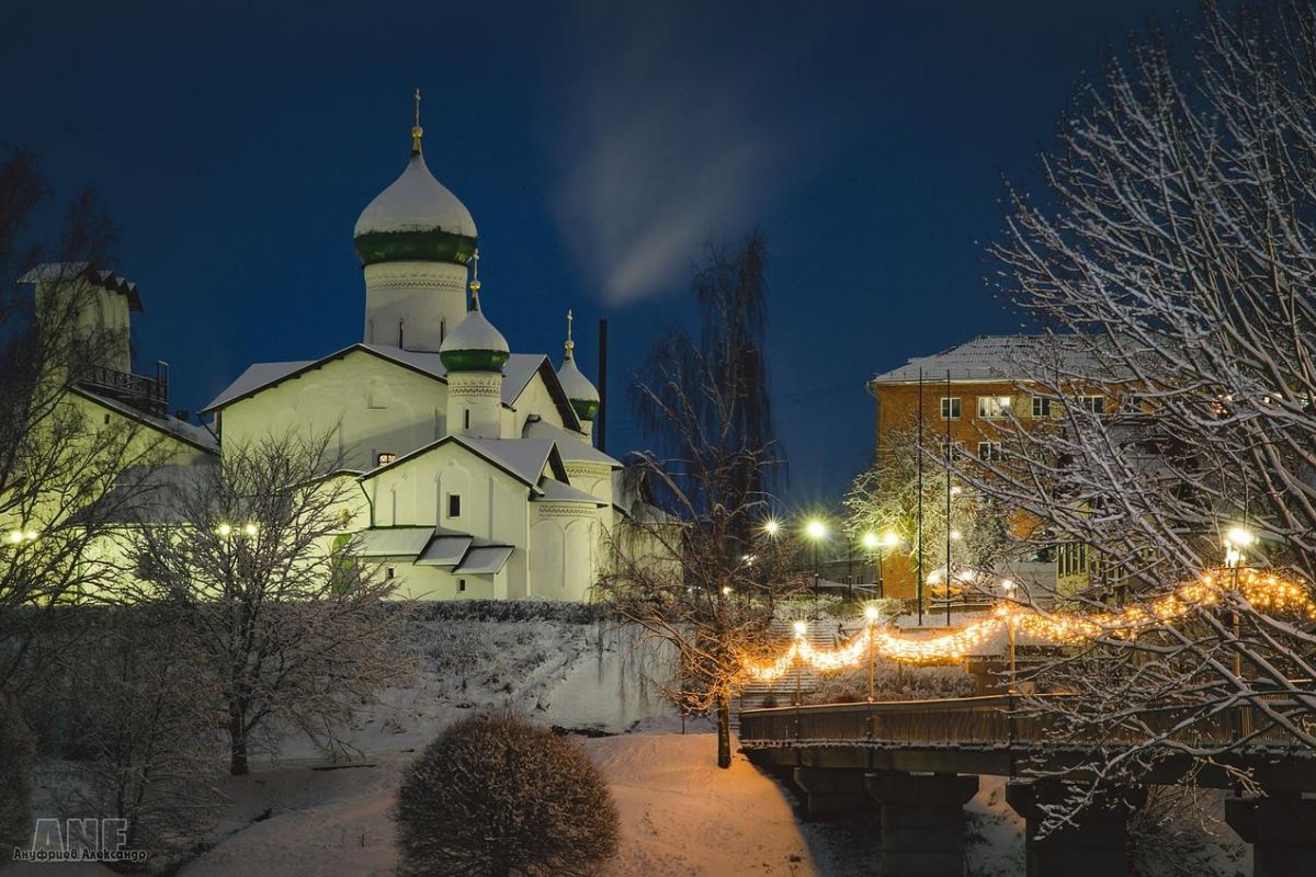 РОЖДЕСТВО по ПСКОВски (3 дня) Ласточкой из Петербурга