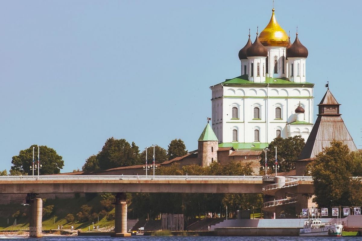 ПСКОВская классика (3 дня) поездом Ласточка из С-Пб