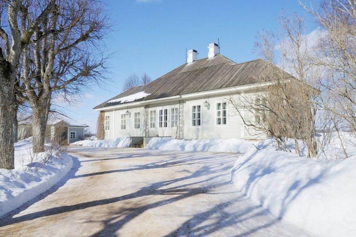 Рождественская мелодия ПСКОВской усадьбы (3 дня) Ласточкой из Петербурга