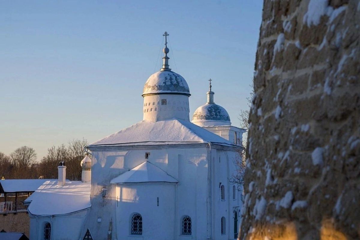 ПСКОВская РОЖДЕСТВЕНСКАЯ КЛАССИКА (3 дня) Ласточкой из Петербурга