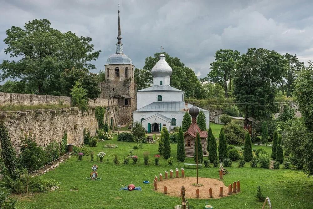 ПОРХОВ - город на реке ШЕЛОНЬ